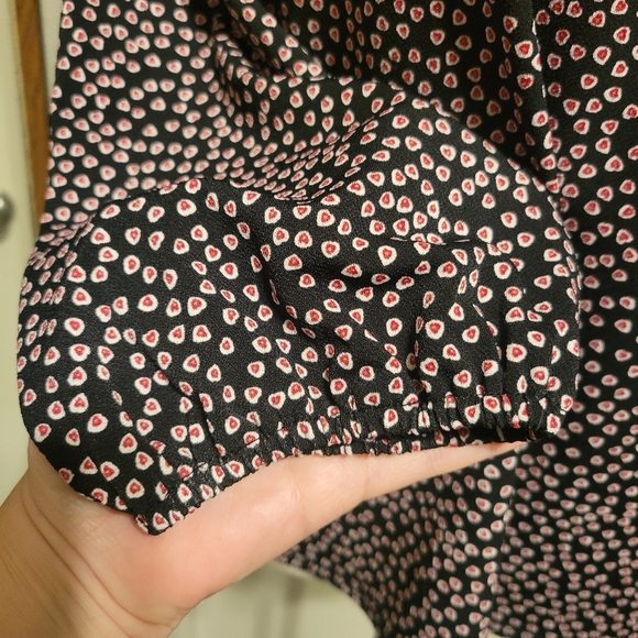 ADRIANNA PAPELL HEART PRINT BLOUSE LONG SLEEVE WOMENS SIZE MED - Picture 4 of 9